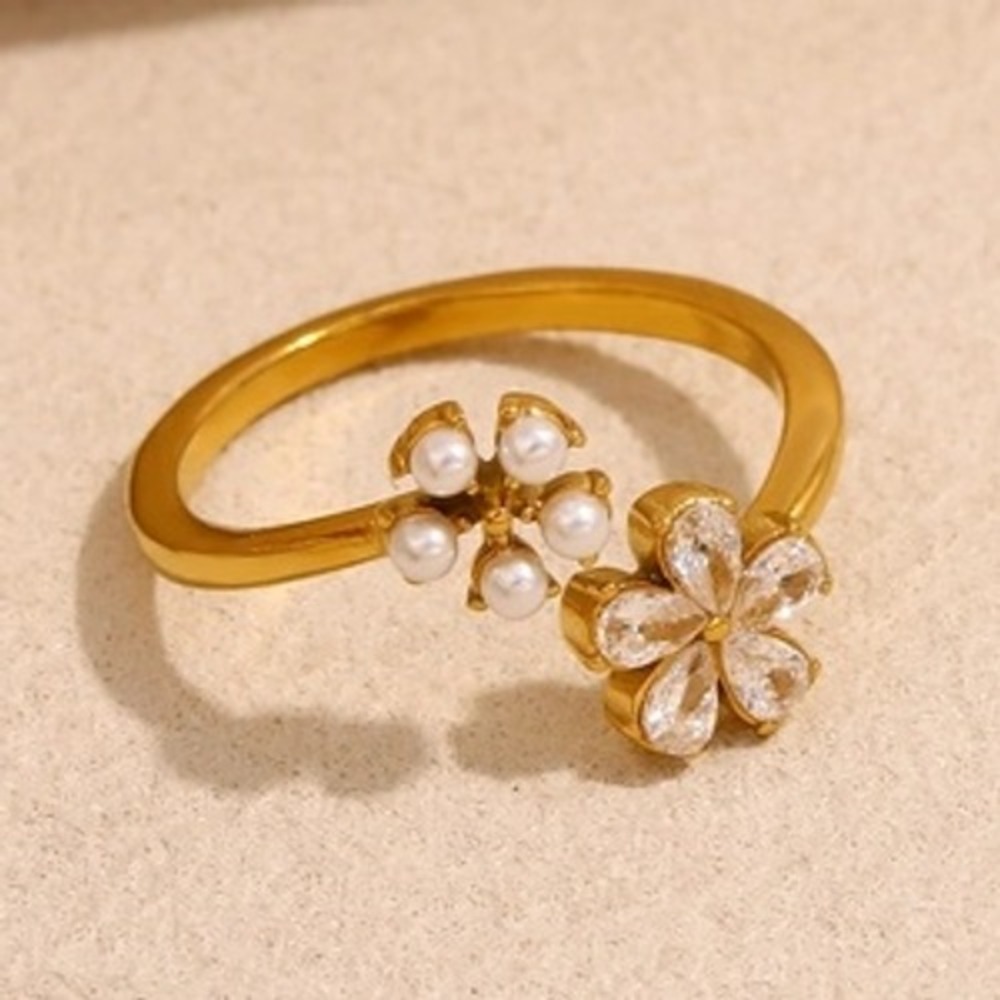 18K Gold Plated Stainless Steel Floral Bypass Ring Pearl Cubic Zirconia Flower